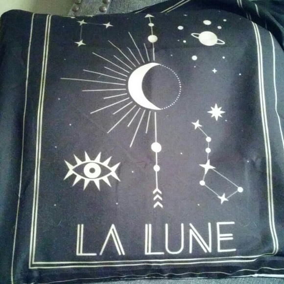 Urban Gypsy "La Lune" Pillow Cover - Picture 4 of 6